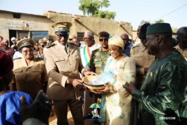 Solidarité et Engagement en Avant-Plan : Col Assa Badiallo TOURE a offert plusieurs tonnes de céréales aux couches vulnérables de la région de Ségou