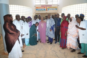 Mopti : Le Ministre Assa Badiallo TOURÉ visite l’hôpital Sominé DOLO et la garnison du camp de Sevaré